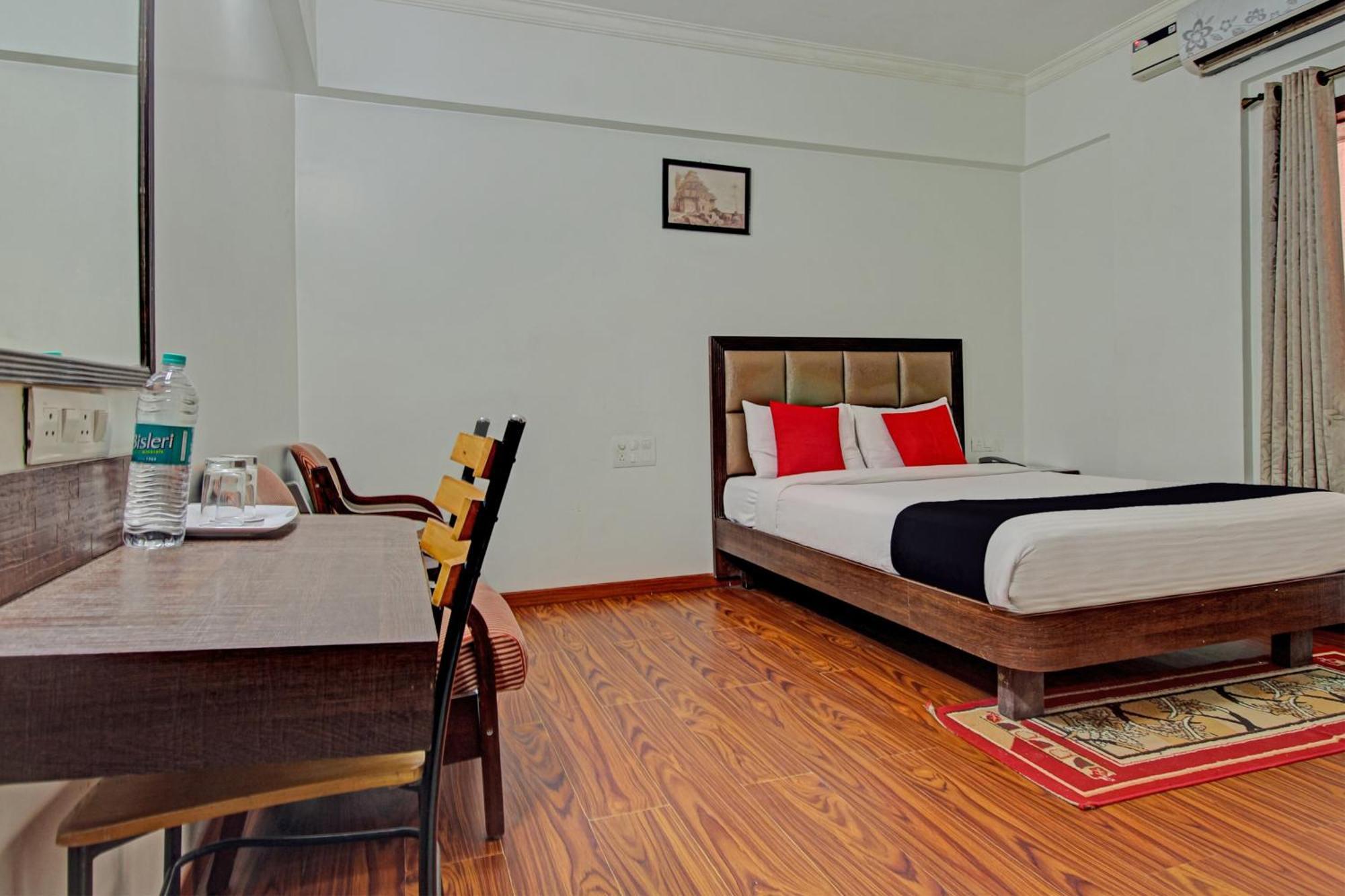 CAPITAL O75673 S K Suites Bangalore Exterior foto