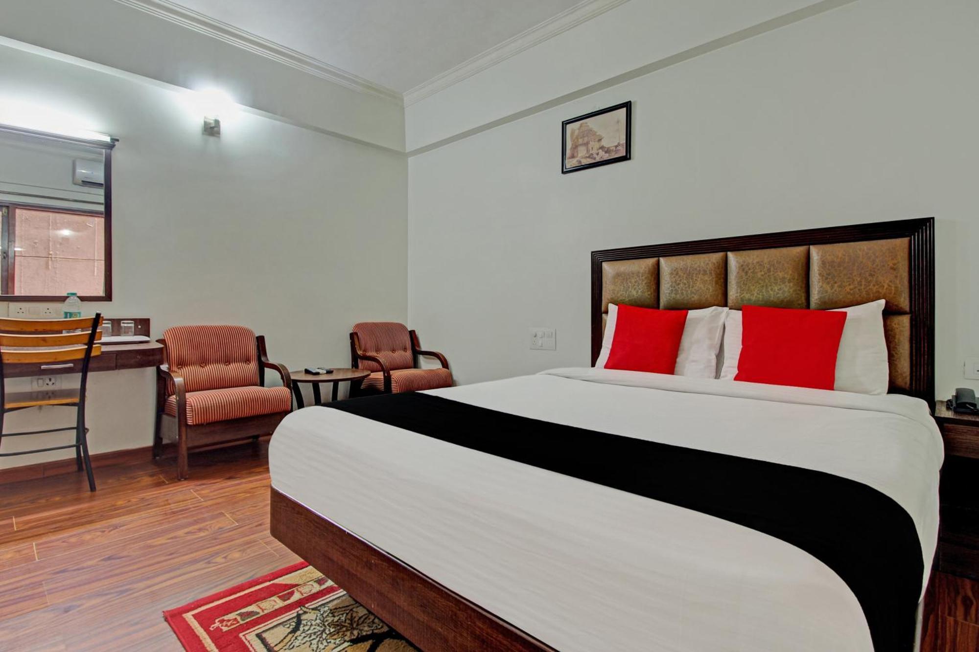 CAPITAL O75673 S K Suites Bangalore Exterior foto