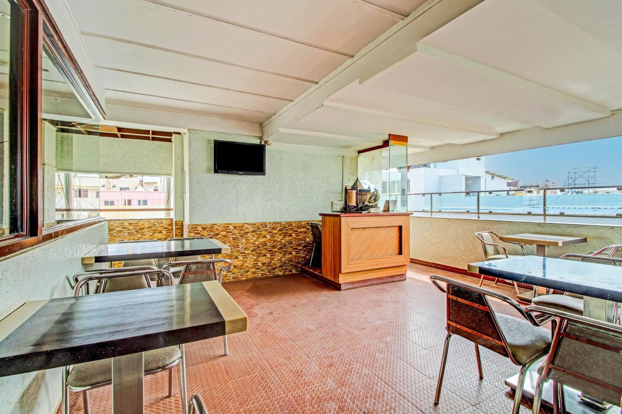CAPITAL O75673 S K Suites Bangalore Exterior foto