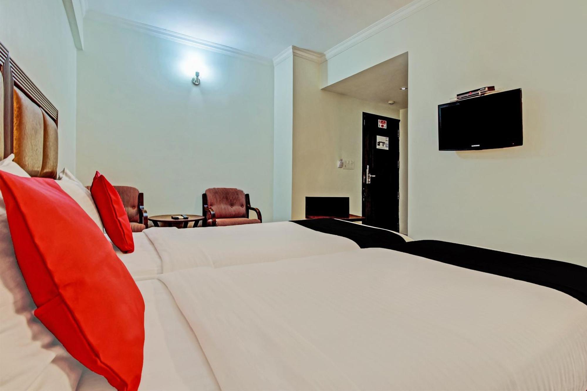 CAPITAL O75673 S K Suites Bangalore Exterior foto