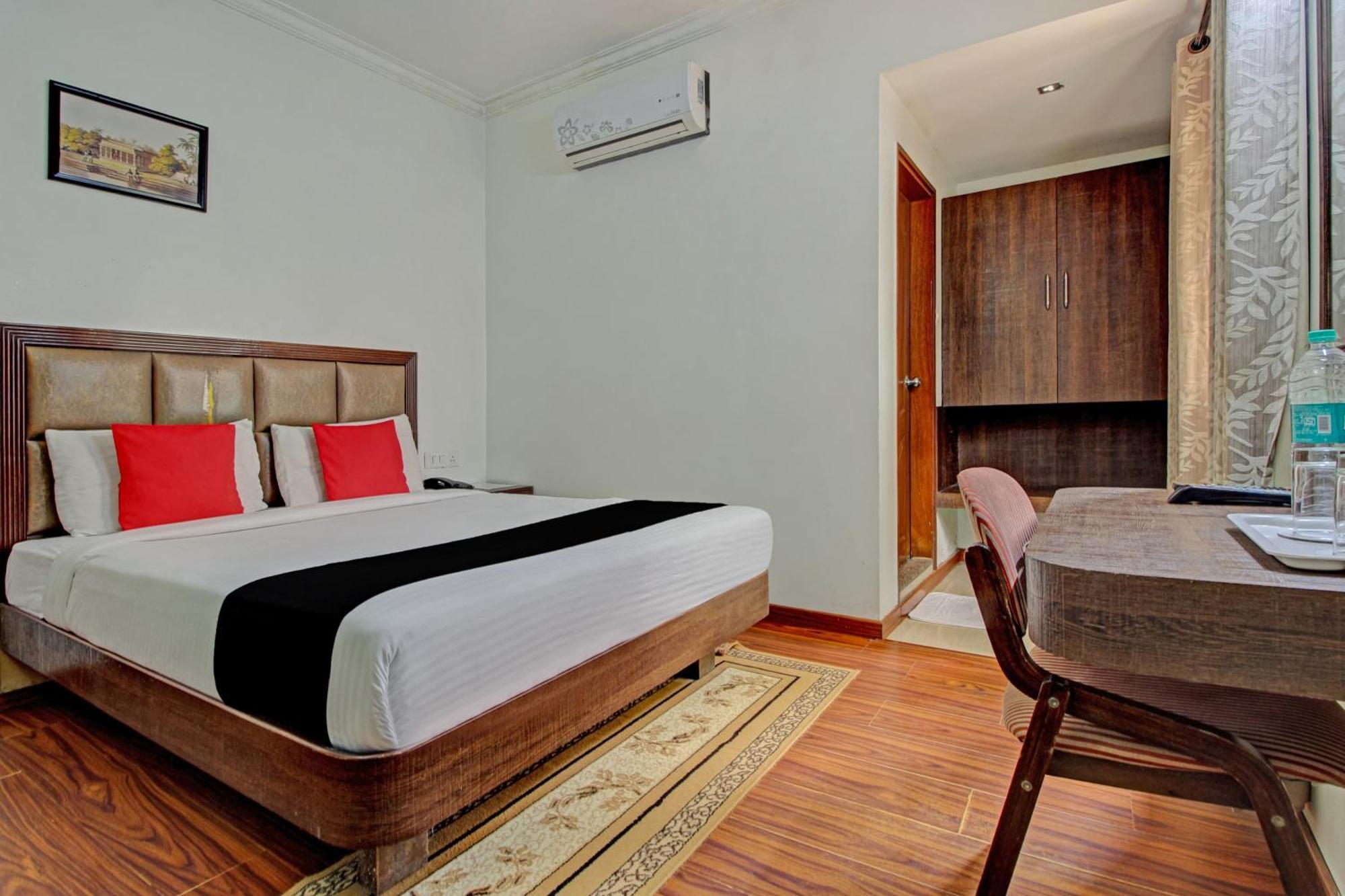 CAPITAL O75673 S K Suites Bangalore Exterior foto