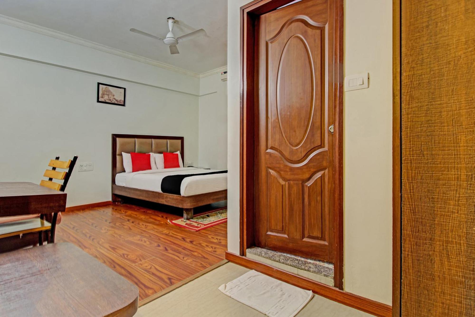 CAPITAL O75673 S K Suites Bangalore Exterior foto